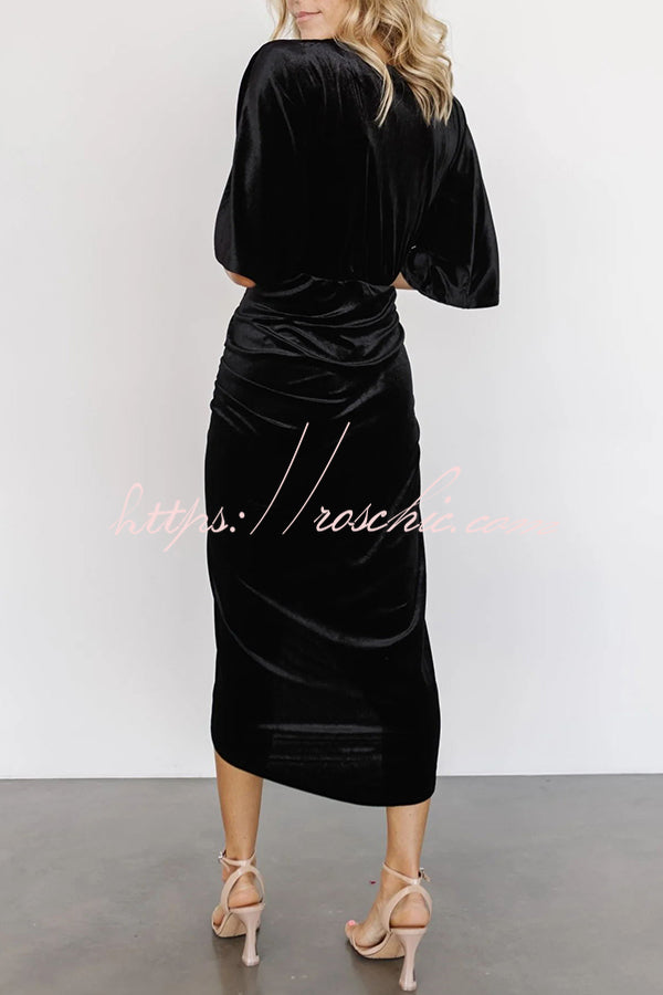 Classic Vintage & Enduringly Stylish Dress