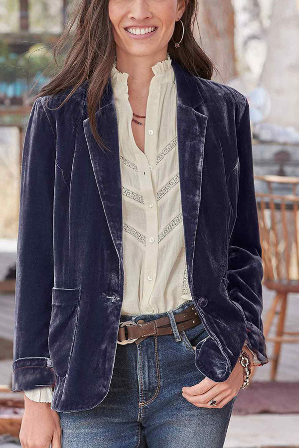 Polished Jacket with an Effortless Classic Look