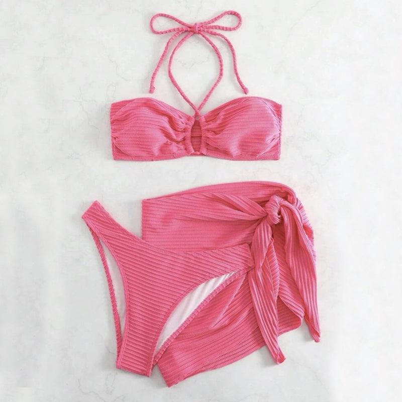 Gracefully Styled Garment for Any Occasion