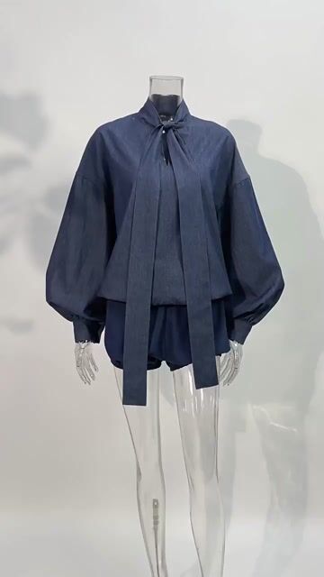 Effortlessly Elegant Shirt with a Timeless Design