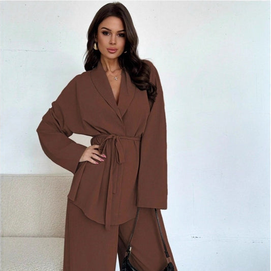 Elegantly Styled Pants for Everyday Wear