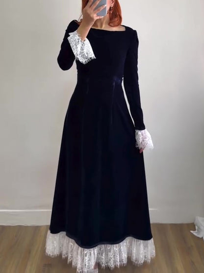 Classic Vintage Dress with a Flattering Fit