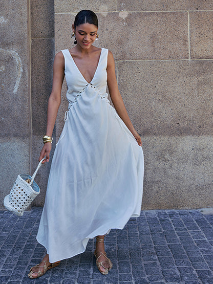 A Vintage Style Dress with Delicate Timeless Details