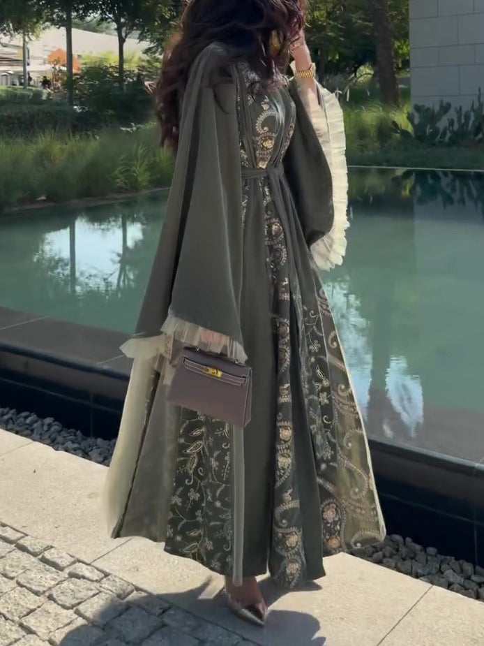Classic Vintage & Enduringly Stylish Garment
