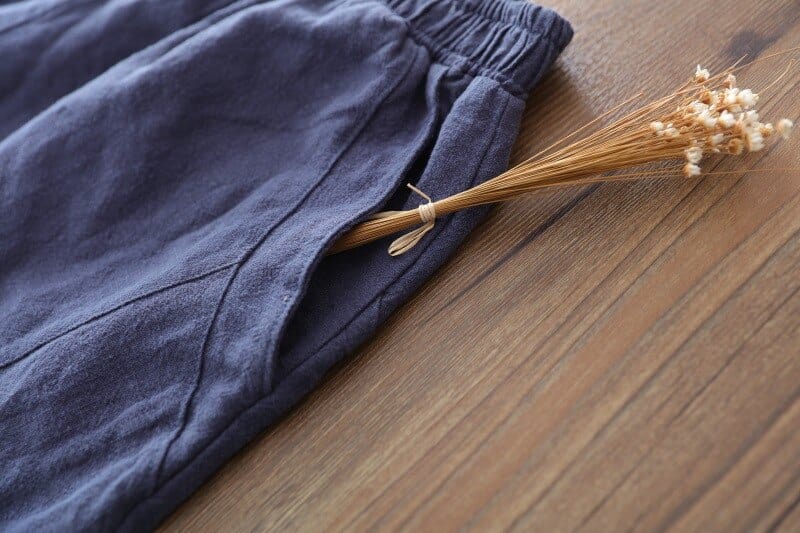 Classic Vintage Pants with a Flattering Fit