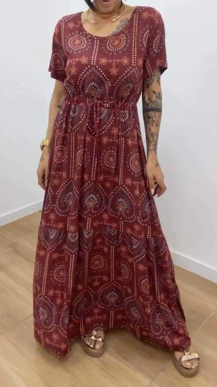 Classic Vintage & Enduringly Stylish Dress