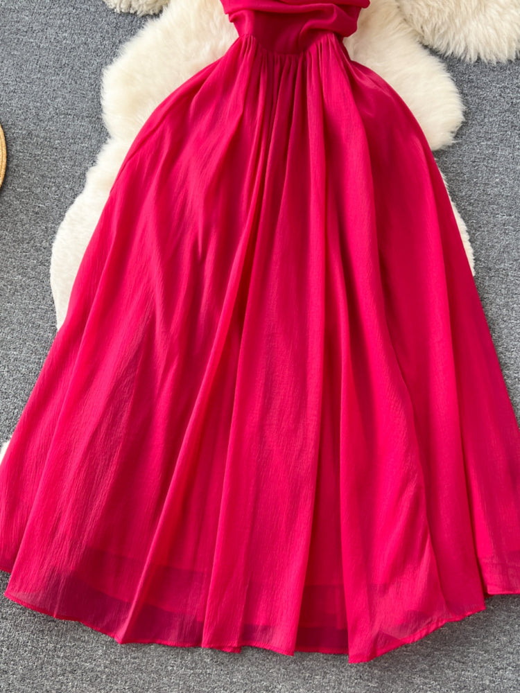 Effortlessly Elegant Dress with a Timeless Design