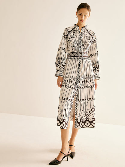 Gracefully Styled Dress for Any Occasion