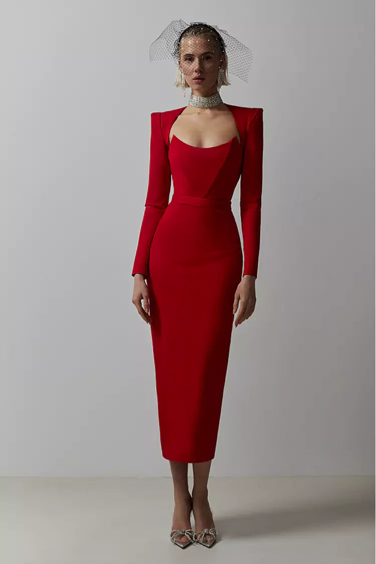 Beautifully Crafted Dress in a Classic Style