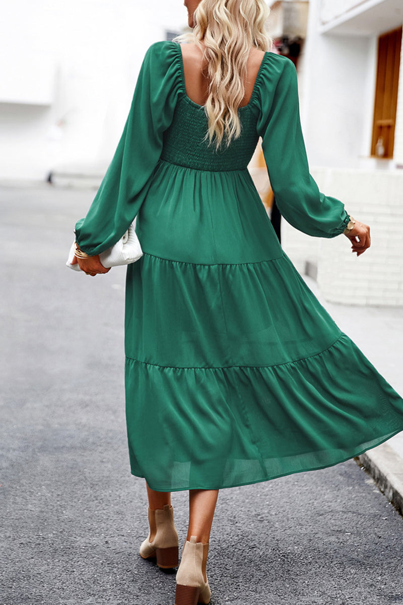 Effortlessly Elegant Dress with a Timeless Design