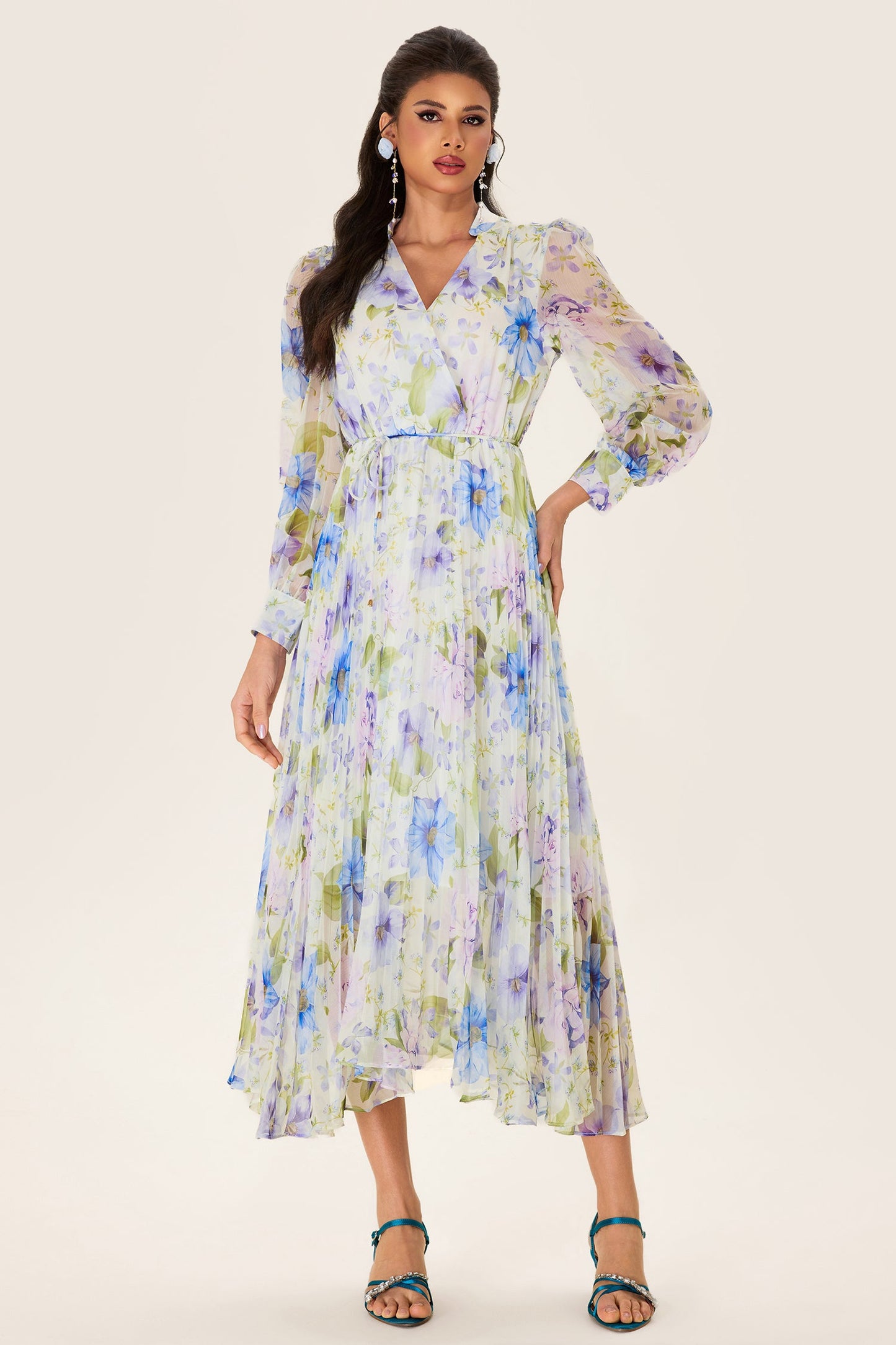 A Vintage Style Dress with Delicate Timeless Details