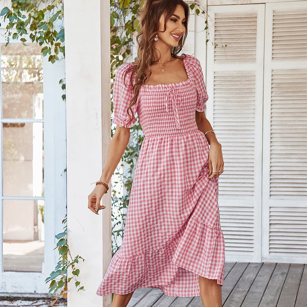 Beautifully Crafted Dress in a Classic Style