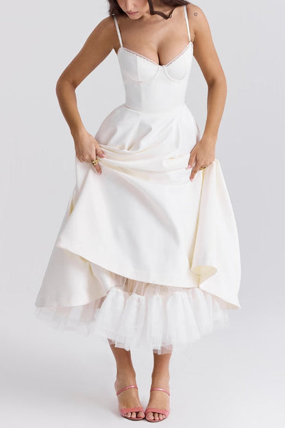 Gracefully Styled Dress for Any Occasion