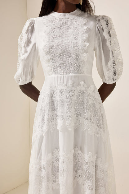 Beautifully Crafted Dress in a Classic Style