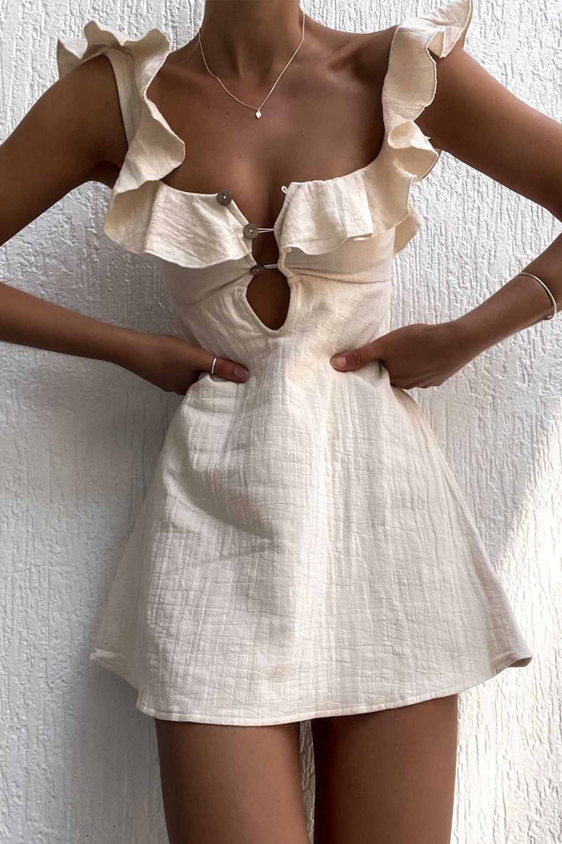 A Vintage Style Dress with Delicate Timeless Details