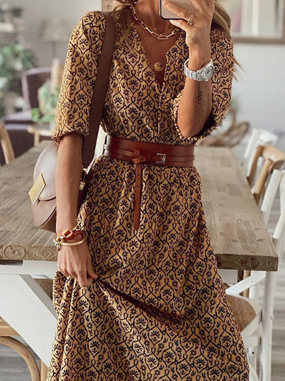 Well Tailored Dress with a Graceful Silhouette