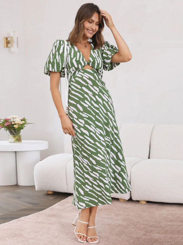 Polished Dress with an Effortless Classic Look