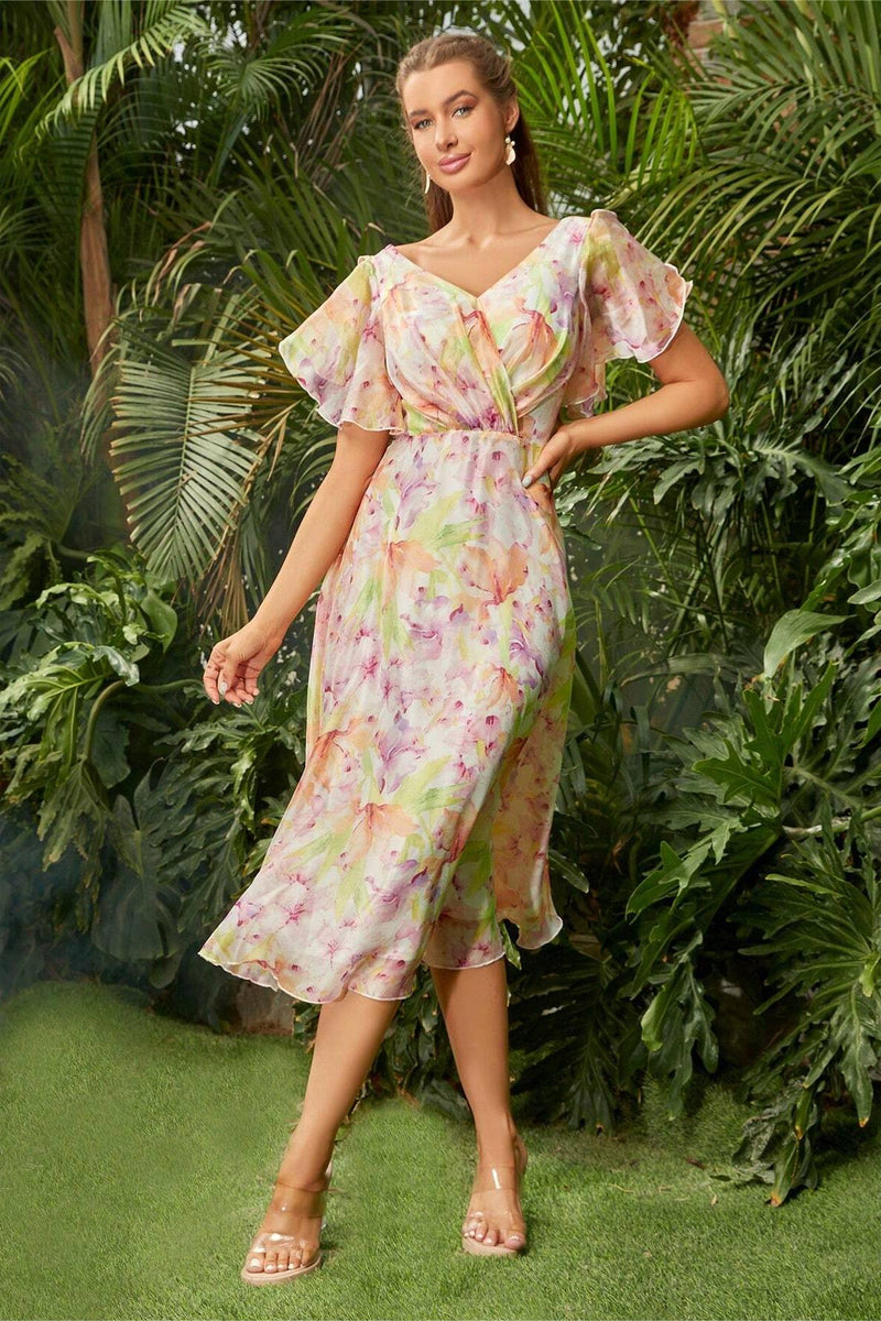 Beautifully Finished Dress in a Timeless Design