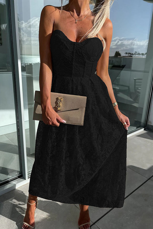Sophisticated Dress with a Clean Classic Look