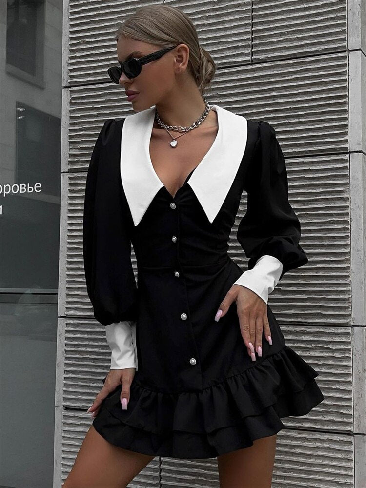 Effortlessly Elegant Dress with a Timeless Design