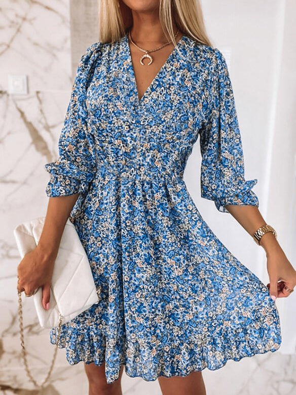 A Vintage Style Dress with Delicate Timeless Details