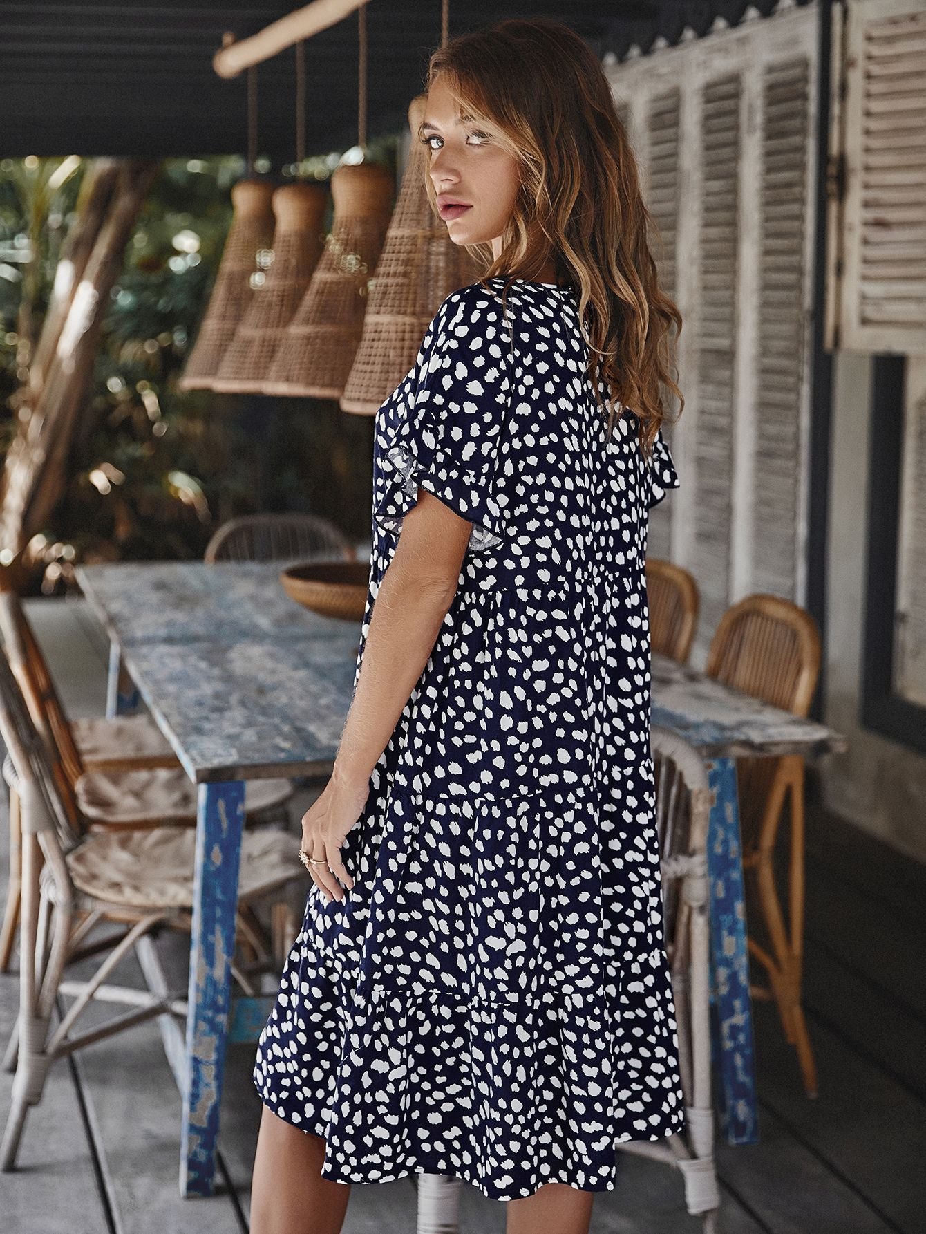 Well Tailored Dress with a Graceful Silhouette
