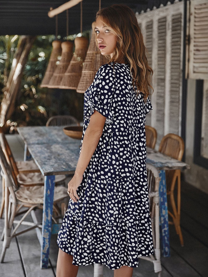Well Tailored Dress with a Graceful Silhouette