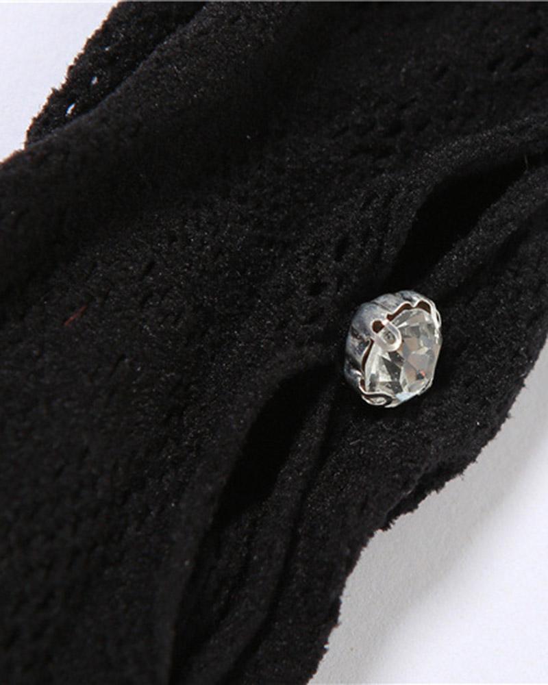 Well Tailored Garment with a Graceful Silhouette