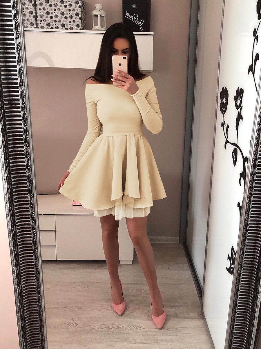Beautifully Finished Dress in a Timeless Design