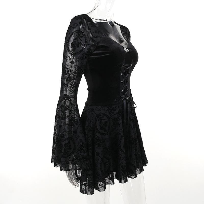 Classic Vintage Dress with a Flattering Fit