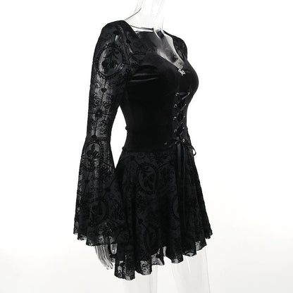 Classic Vintage Dress with a Flattering Fit
