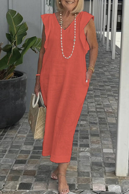 Beautifully Finished Dress in a Timeless Design