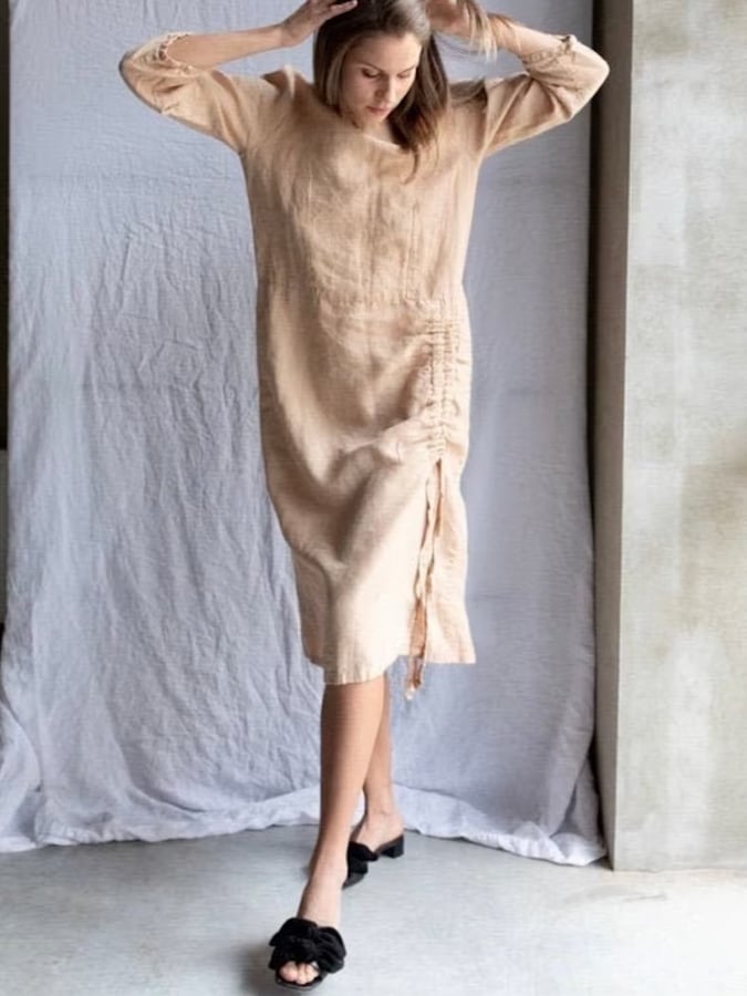 Well Tailored Dress with a Graceful Silhouette