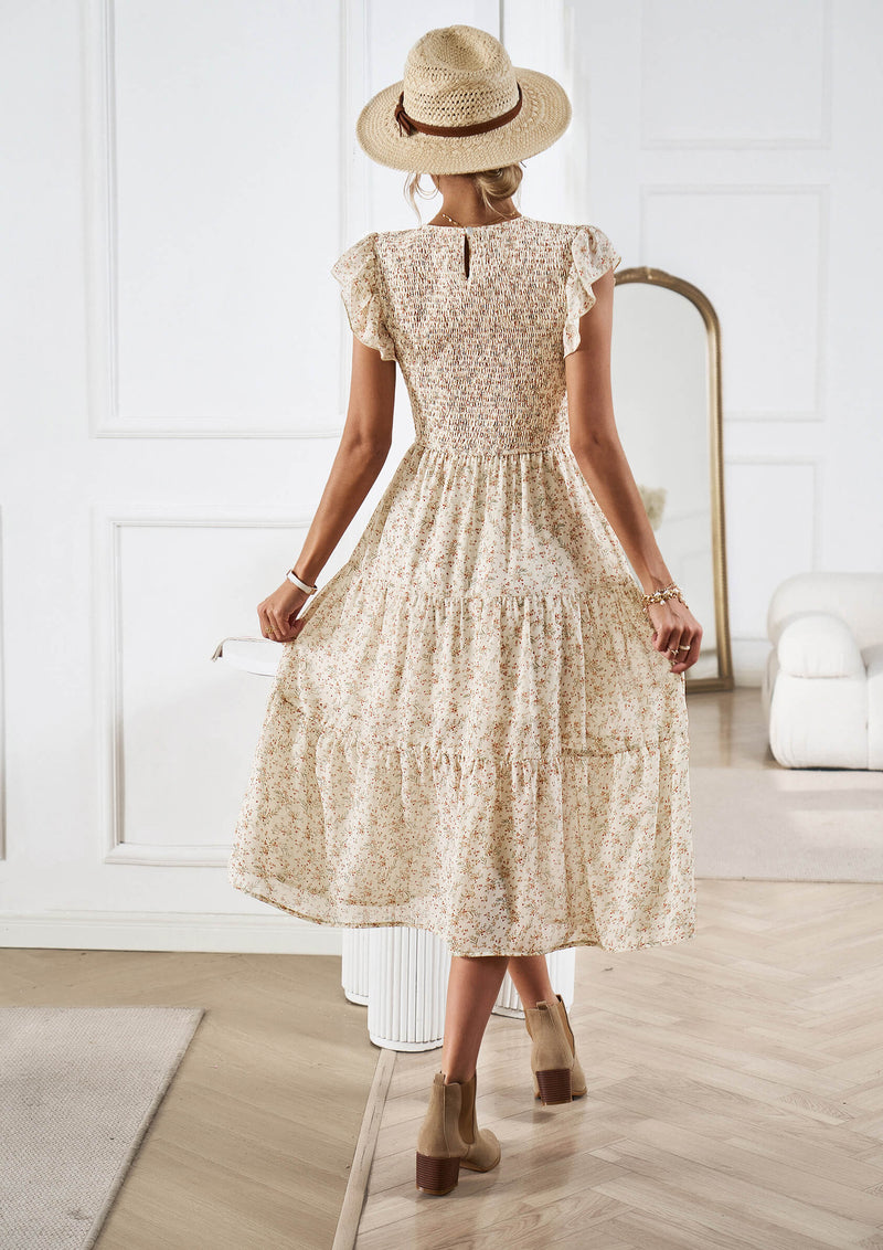 Well Tailored Dress with a Graceful Silhouette
