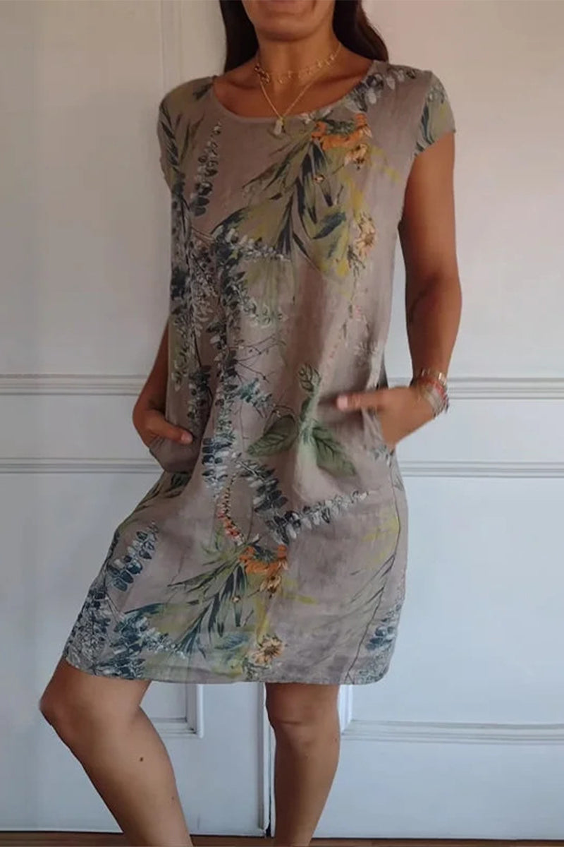 Effortlessly Elegant Dress with a Timeless Design
