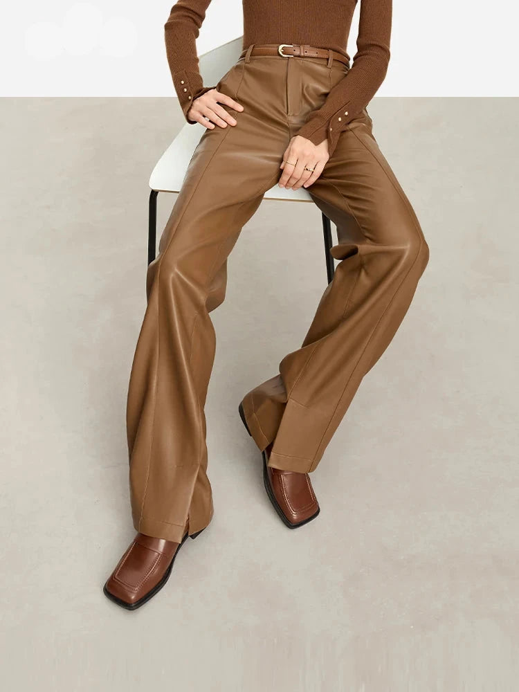 Beautifully Finished Pants in a Timeless Design