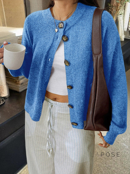 Gracefully Styled Cardigan for Any Occasion