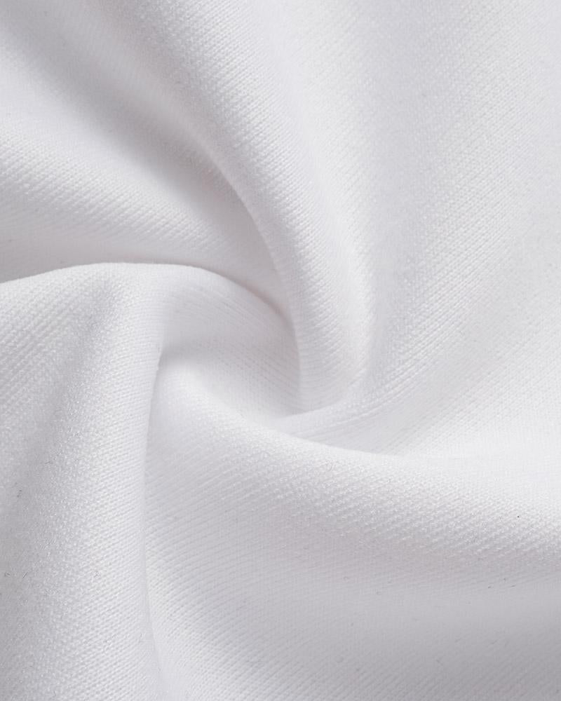 Well Tailored Garment with a Graceful Silhouette