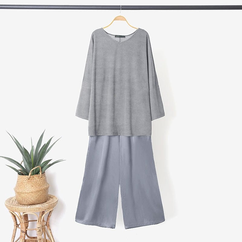 Classic Vintage Pants with a Flattering Fit
