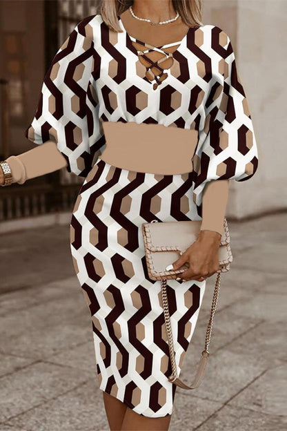 Well Tailored Dress with a Graceful Silhouette