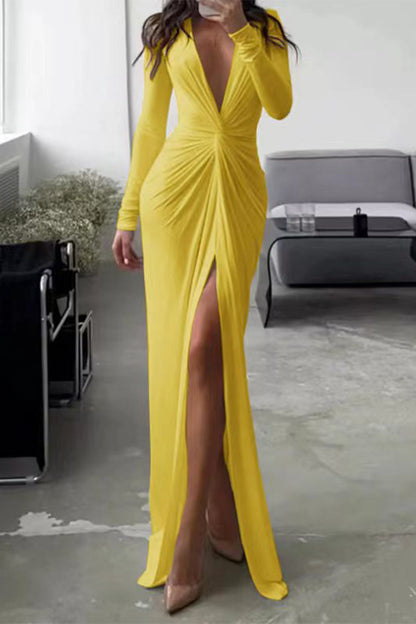 Polished Dress with an Effortless Classic Look