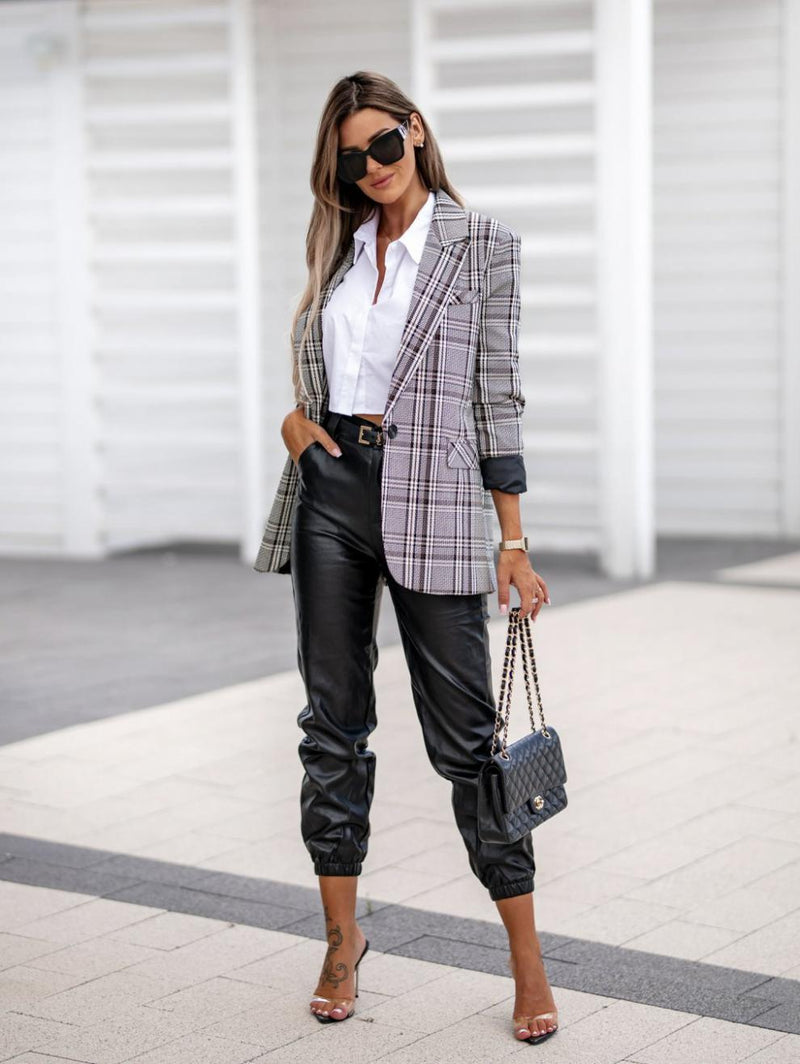 Classic Vintage Jacket with a Flattering Fit