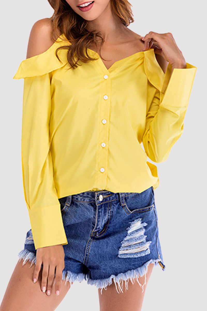 A Vintage Style Top with Delicate Timeless Details