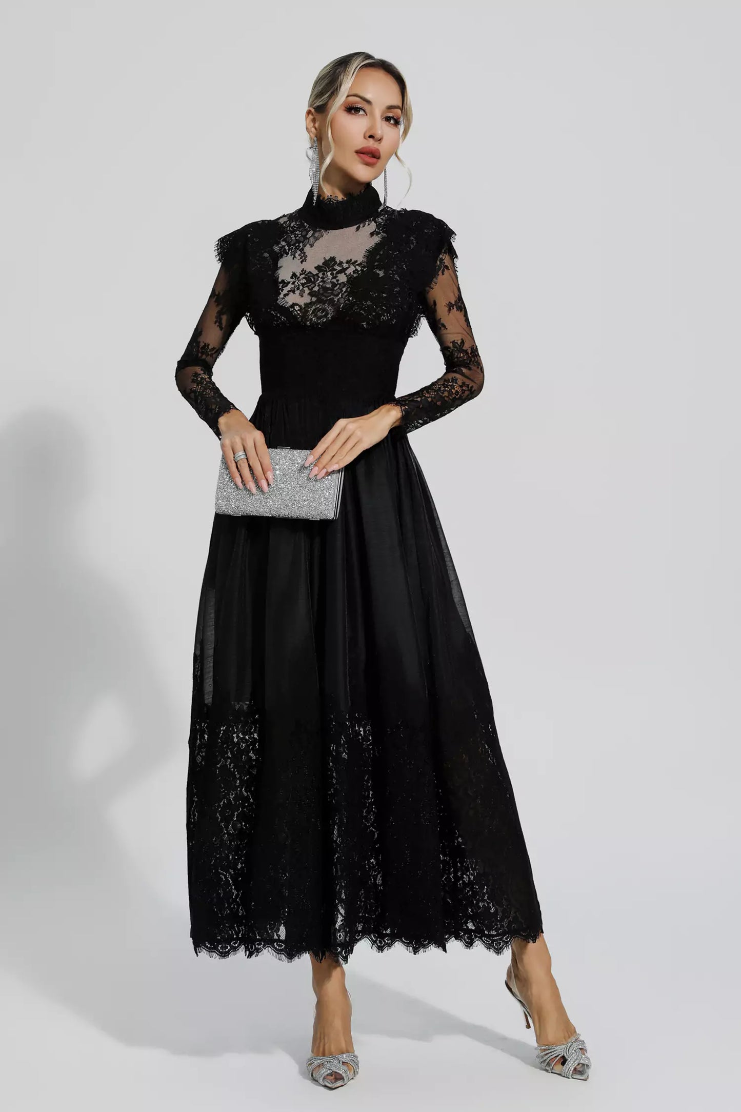 Gracefully Styled Dress for Any Occasion