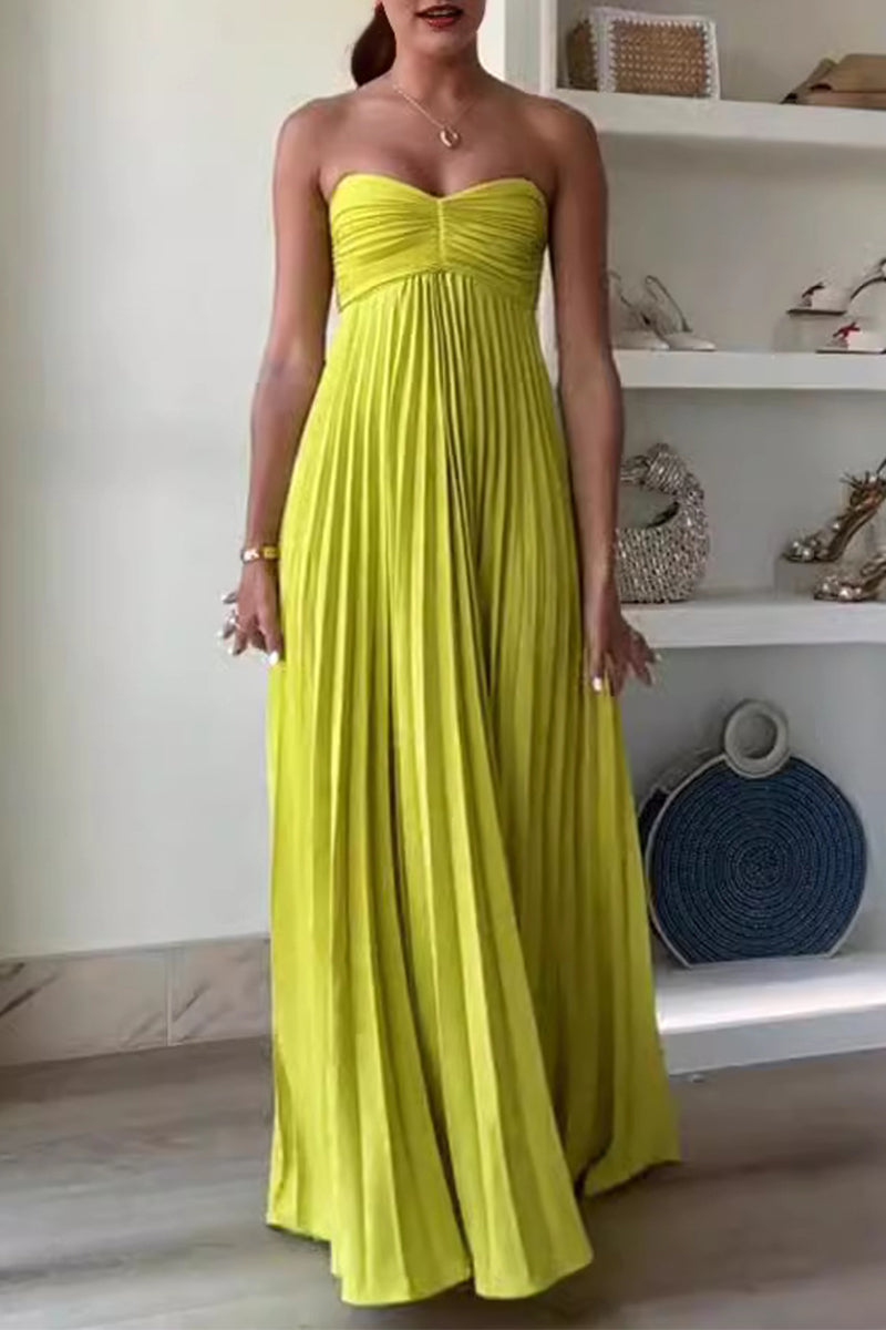 Classic Vintage & Enduringly Stylish Dress