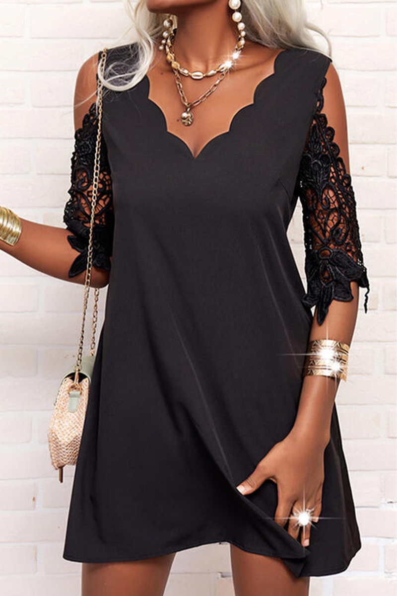 Classic Vintage Dress with a Flattering Fit