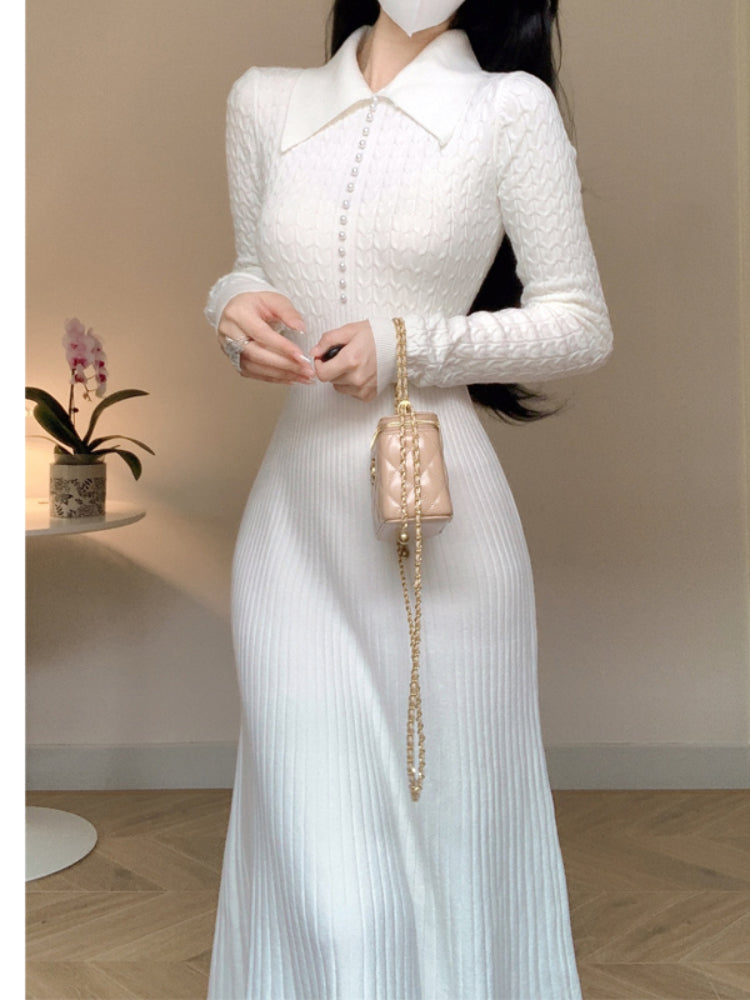 Classic Vintage Sweater with a Flattering Fit