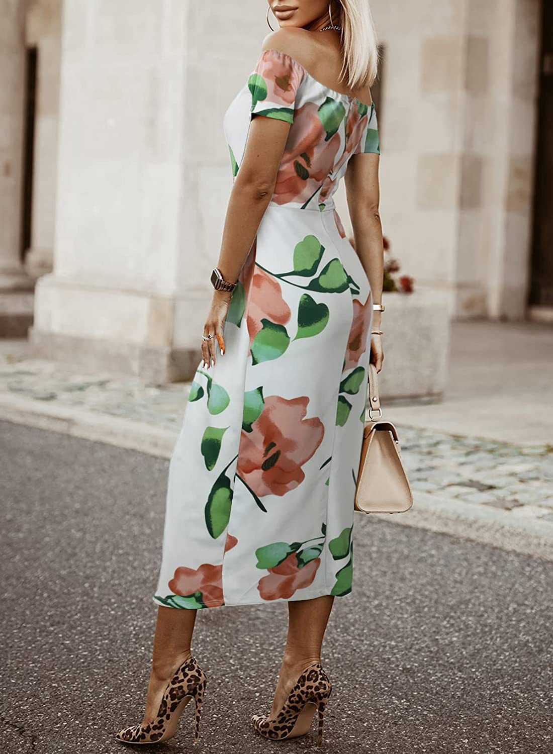 Sophisticated Dress with a Clean Classic Look