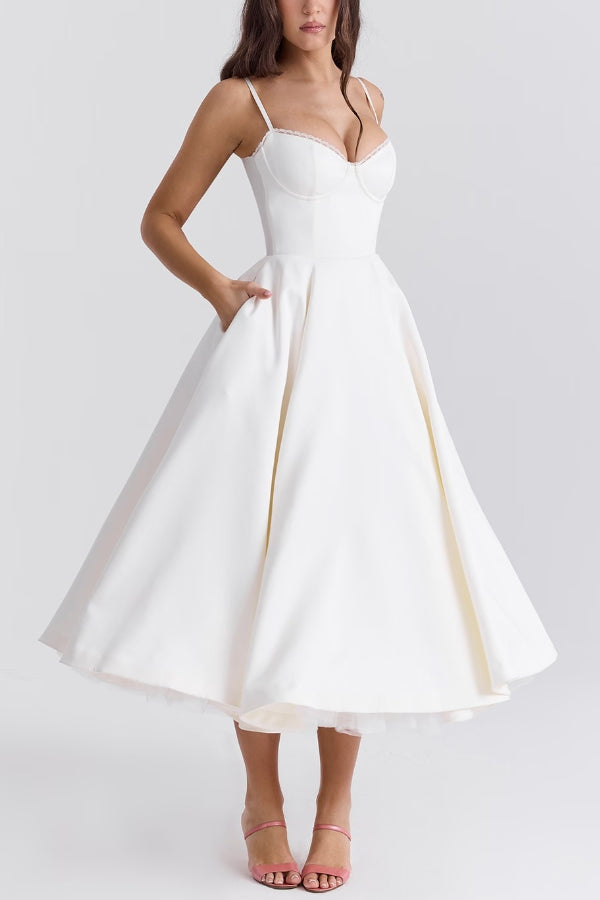 Gracefully Styled Dress for Any Occasion