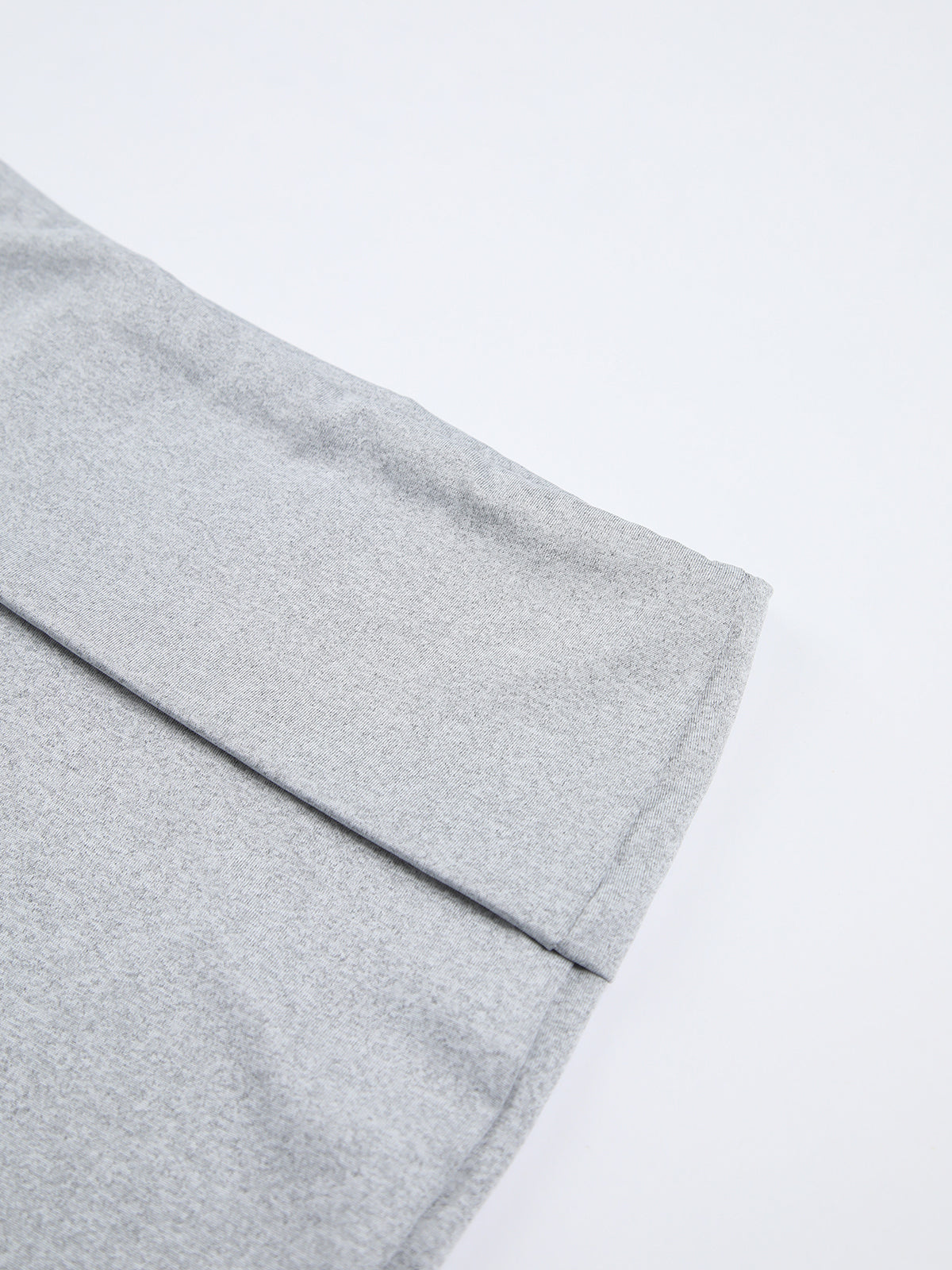 Effortlessly Elegant Pants with a Timeless Design